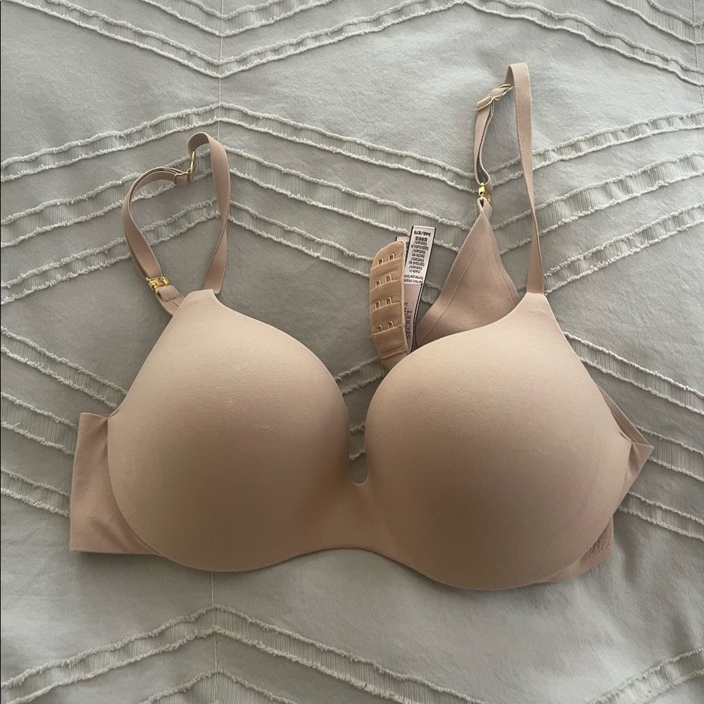 Incredible by Victoria secret